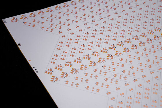 Circuit imprimé flexible double couche avec niveau de protection incendie V0 et épaisseur de 0,25 mm pour l'éclairage LED