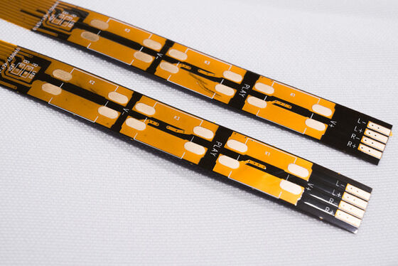 Fabrication de LED clé en main : Conception de PCB flexible, panneau de lumière d'ambiance de voiture remplissant le mur 2835 RGB Carte de circuit imprimé FPC double couche, film jaune double face, texte blanc, carte jaune plaquée or en surface