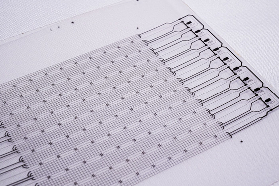 Panneau de circuit imprimé électronique à écran flexible à LED transparent