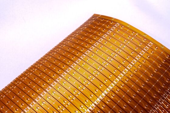 Assemblage de circuits imprimés PCB bande LED double couche avec niveau de protection contre les incendies V0 et 0,25 mm d'épaisseur PCB flexible pour l'éclairage LED