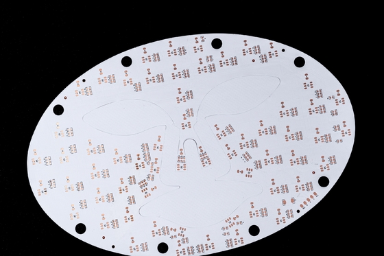 Masque de beauté LED de qualité supérieure PCB conçu pour une lumière efficace - Intégration de diodes électroluminescentes dans les appareils de soins du visage